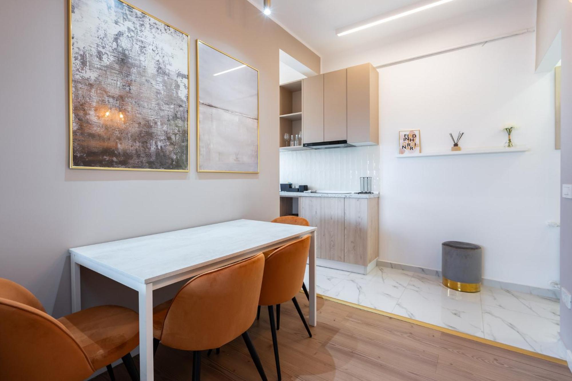 Sunset - Luxury Studio On Calea Victoriei Бухарест Экстерьер фото