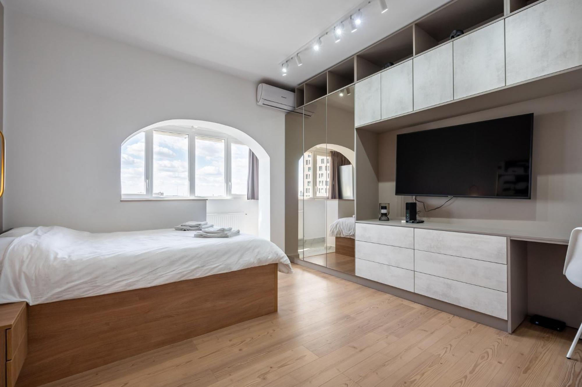 Sunset - Luxury Studio On Calea Victoriei Бухарест Экстерьер фото