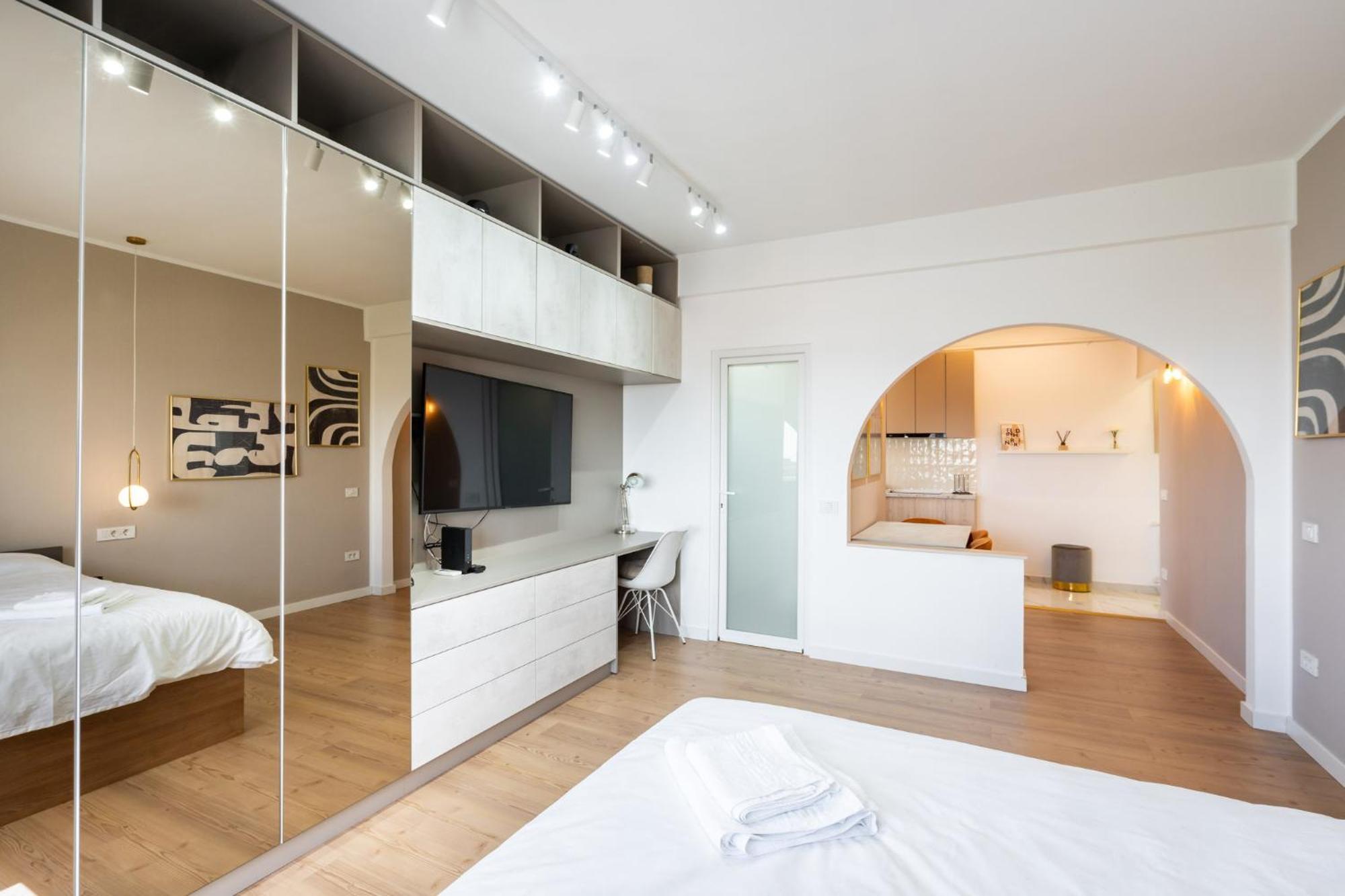 Sunset - Luxury Studio On Calea Victoriei Бухарест Экстерьер фото