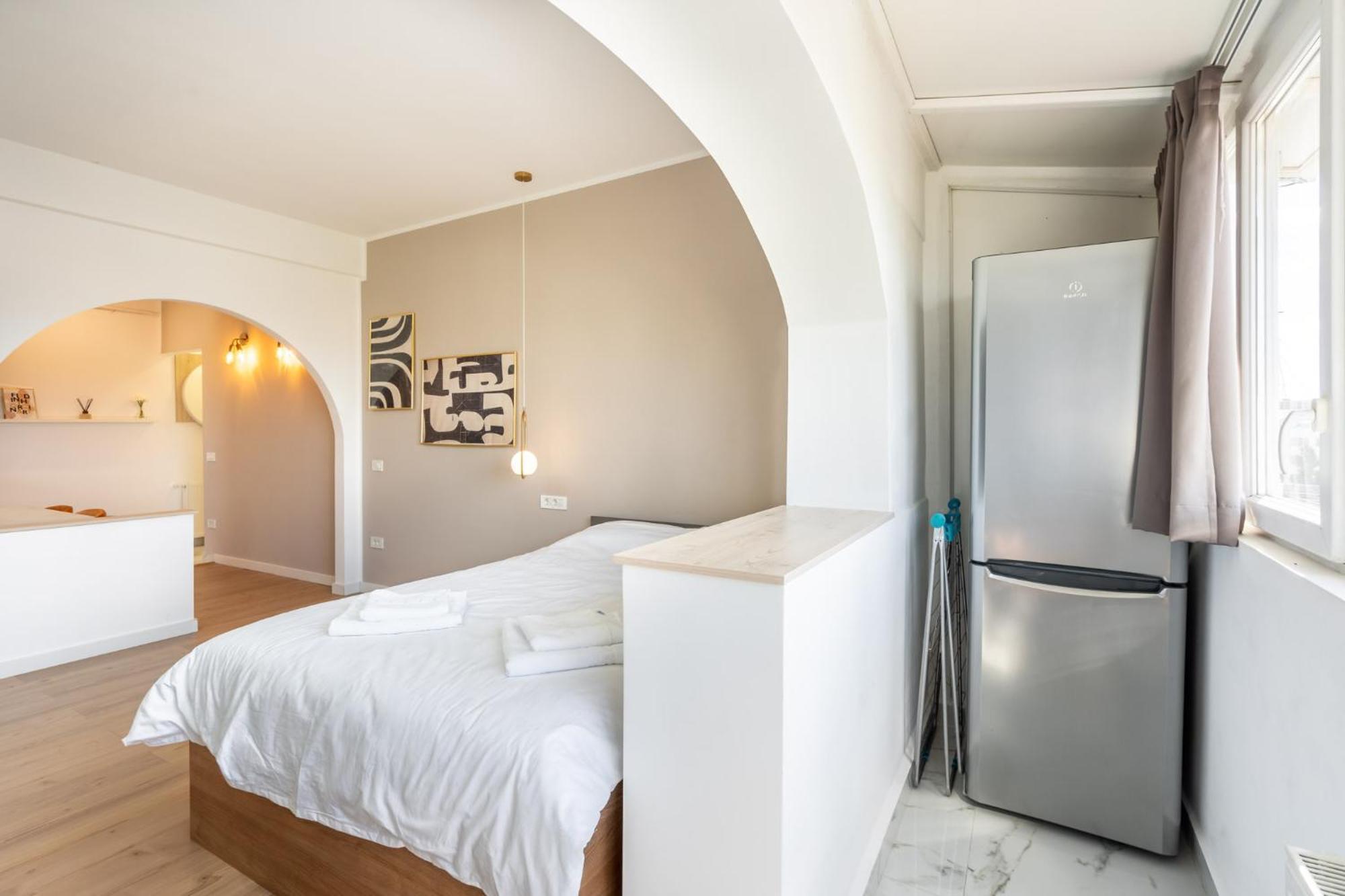 Sunset - Luxury Studio On Calea Victoriei Бухарест Экстерьер фото